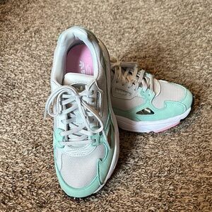 Adidas Falcon Sneakers